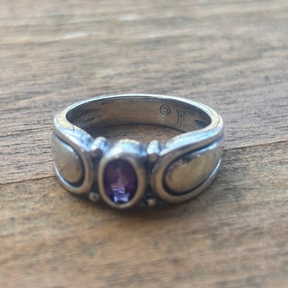 *RETIRED* James Avery amethyst ring, sz 7 - Picture 3 of 3